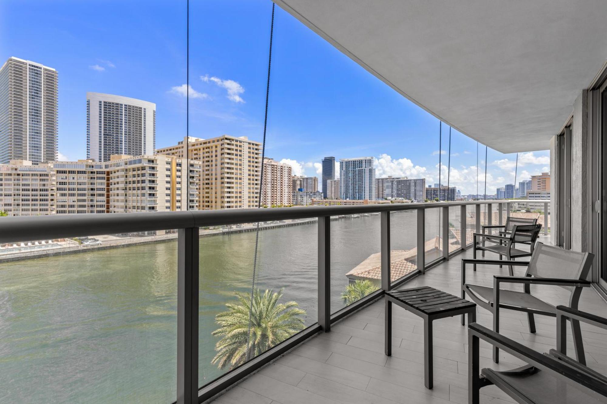 Hallandale Sky Water View Hallandale Beach Εξωτερικό φωτογραφία