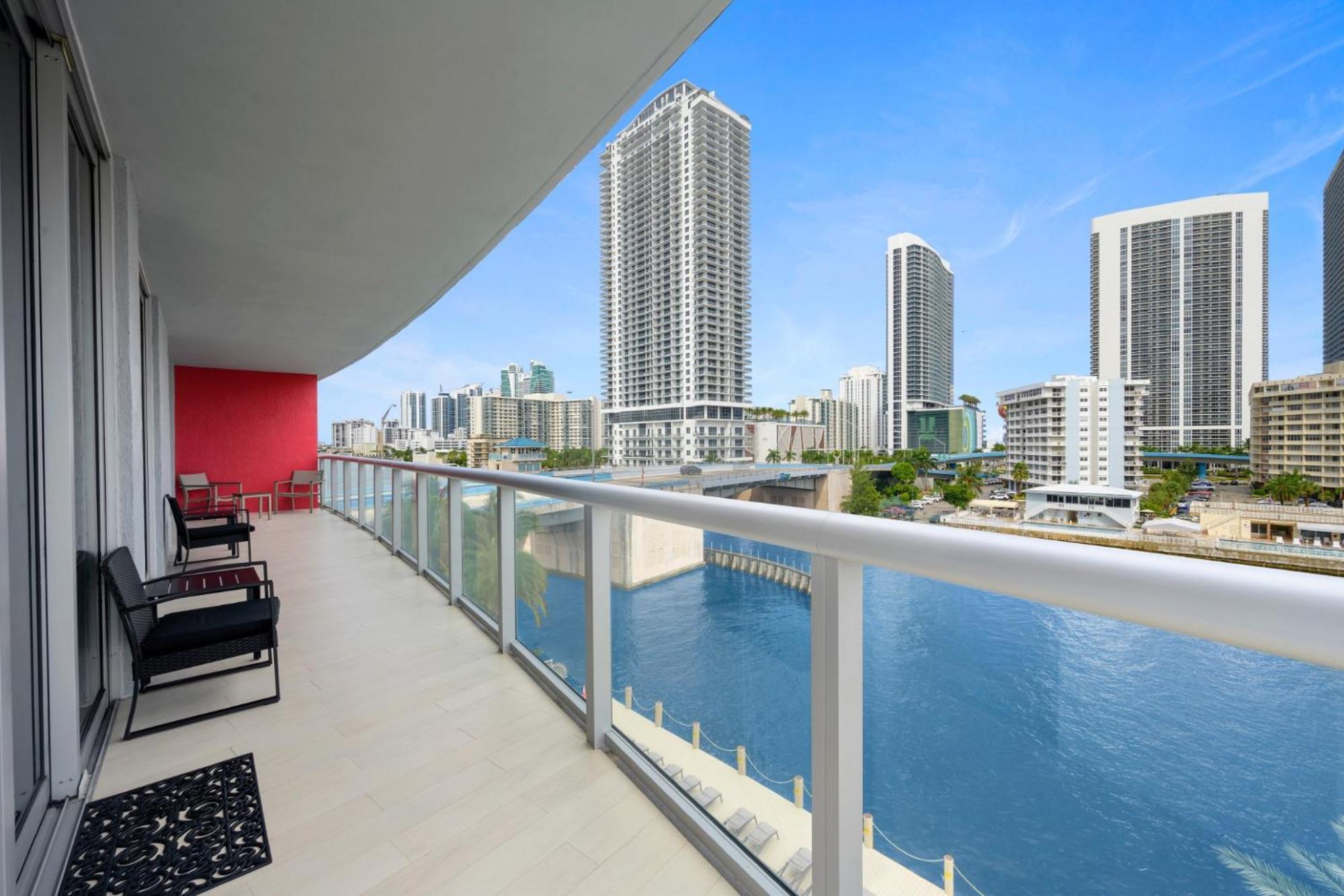 Hallandale Sky Water View Hallandale Beach Εξωτερικό φωτογραφία