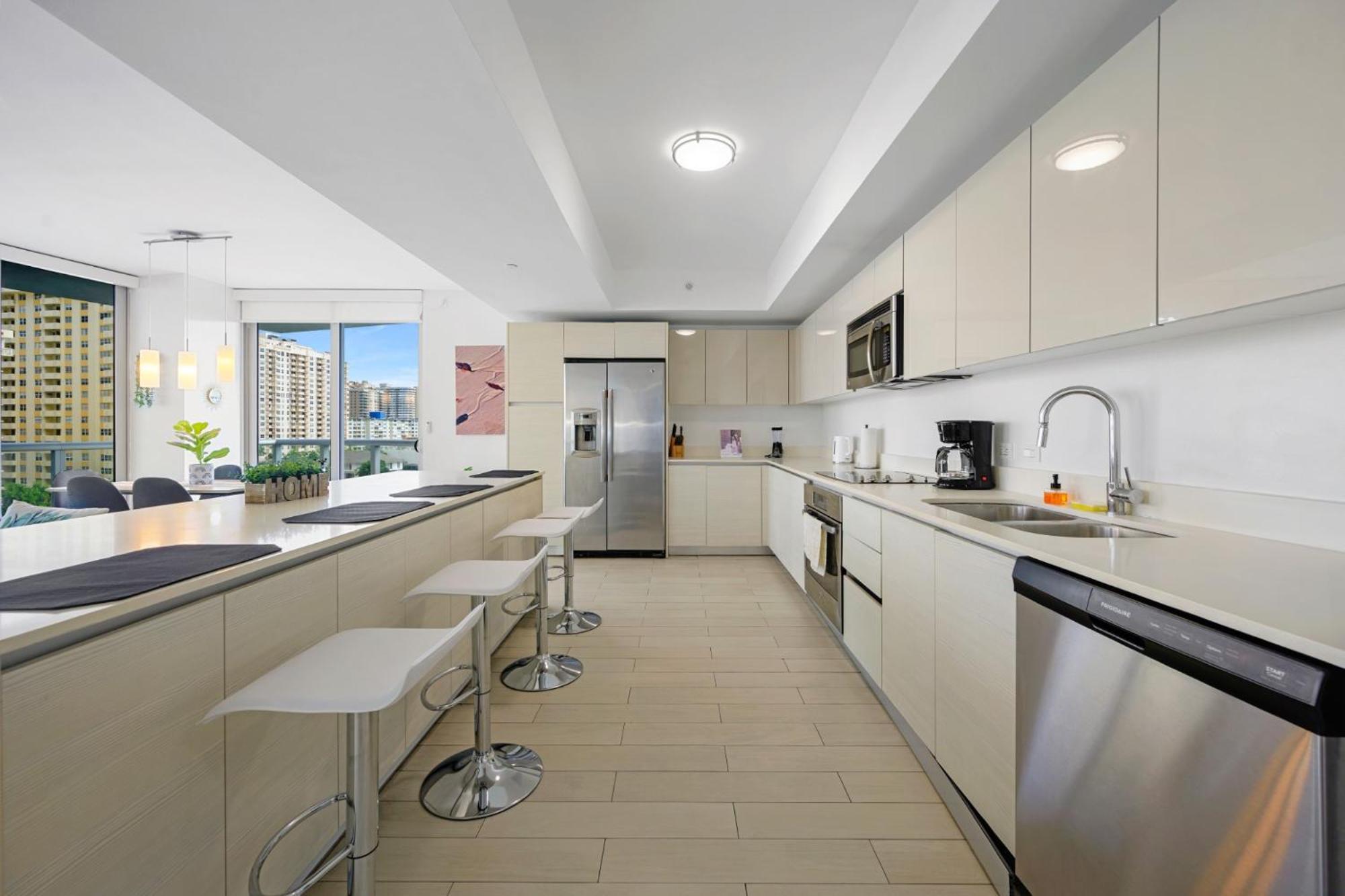 Hallandale Sky Water View Hallandale Beach Εξωτερικό φωτογραφία